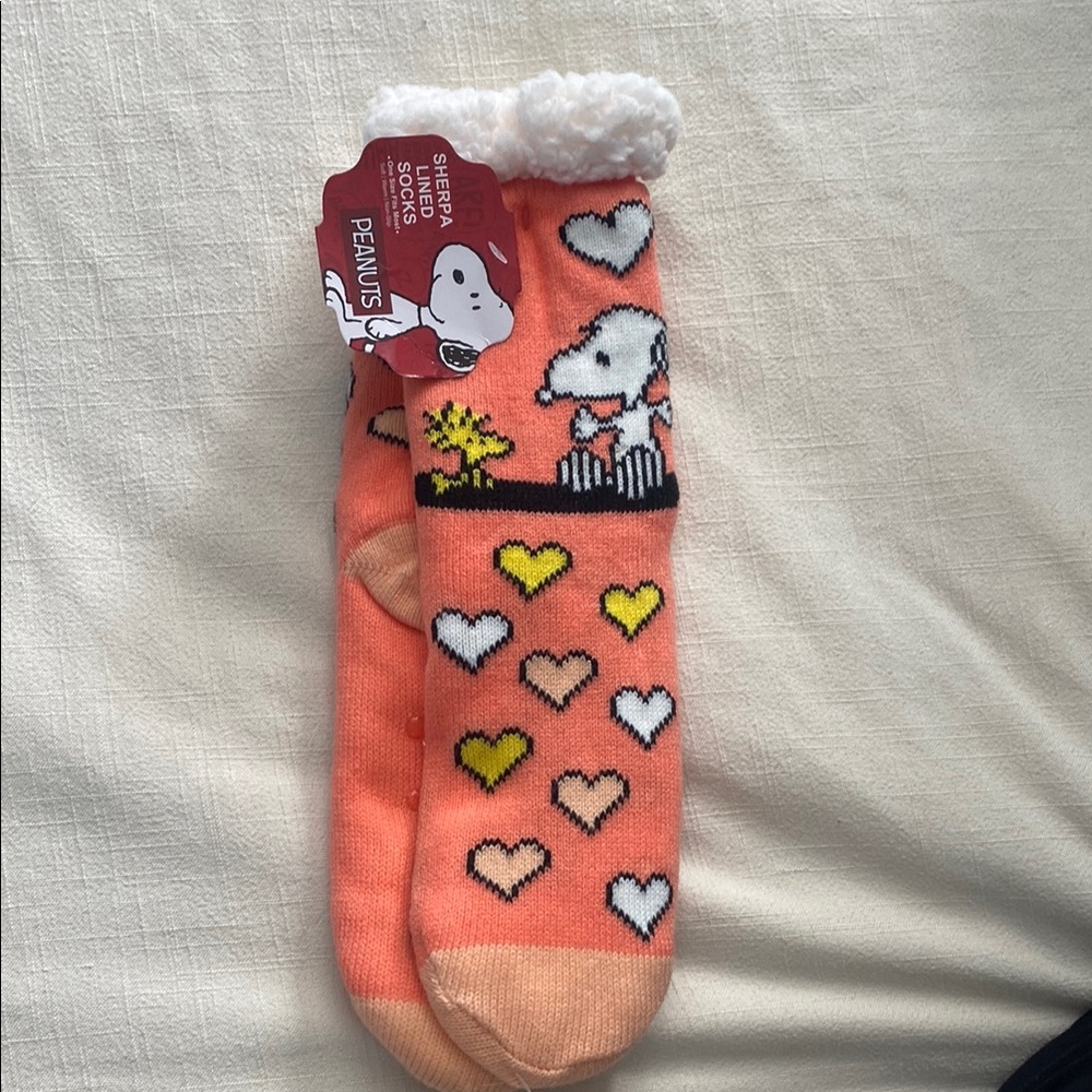Peanuts Snoopy Heart Socks - Coral and Gold